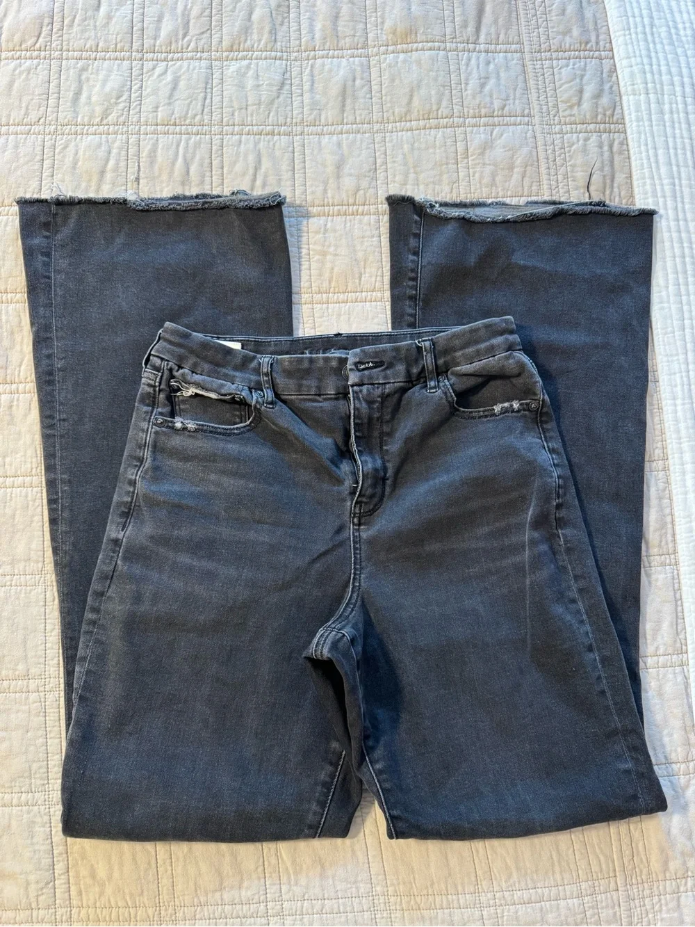 American Eagle high rise flare jeans - Picture 9 of 11